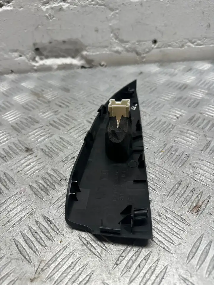 Subaru Outback (2009 - 2014) 94263AJ010 Кнопка стеклоподъемников — фото 2