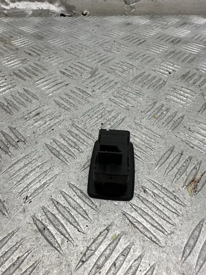 BMW X5 E70 (2006 - 2013) 6945874 Кнопка стеклоподъемников — фото 2