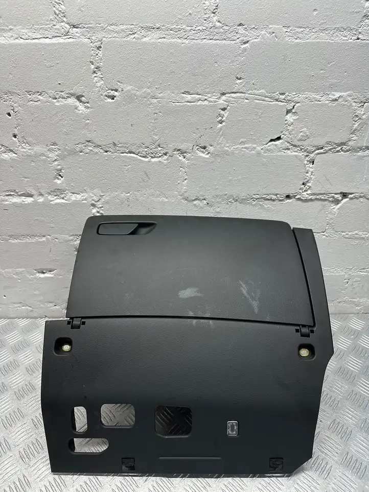 Audi A3/S3 8V (2012 - 2016) 8v1857035 Бардачок в сборе — фото 1