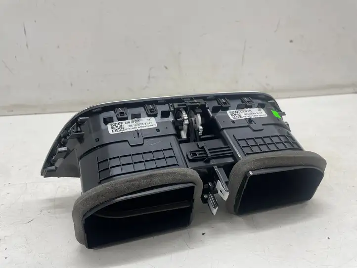 Ford Focus (2019 - ) JX7B19K617 Центральный воздушный дефлектор — фото 2