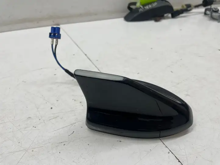 Ford Focus (2019 - ) JX7T19K351 GPS антенна — фото 1