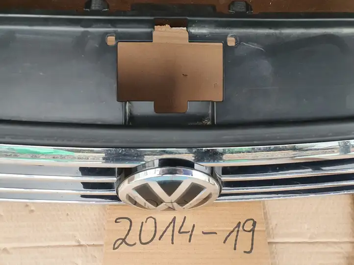 Volkswagen PASSAT B8 (2015 - ) 3G0853651A Верхняя решетка радиатора — фото 23