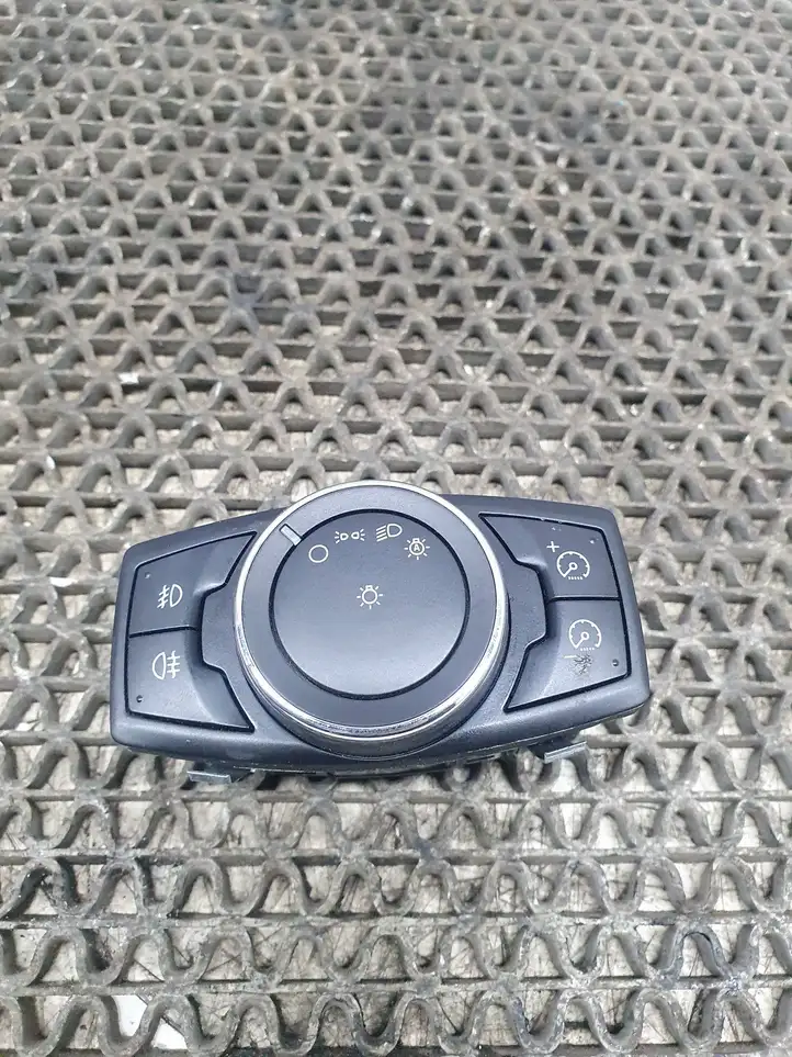 Ford Focus (2011 - 2015) BM5T13A024EC Включатель фонарей — фото 4