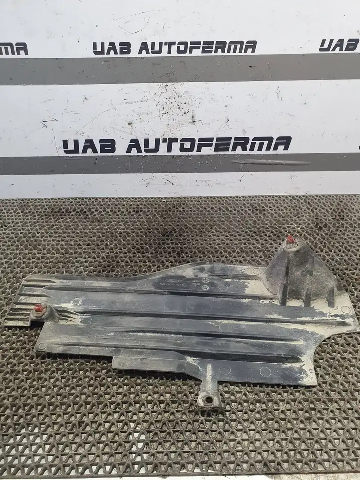 Ford Focus (2011 - 2015) AV61R11779A Защита днища задней части — фото 3