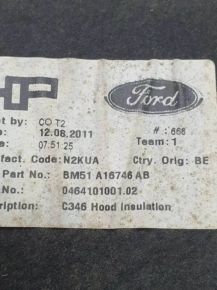 Ford Focus (2011 - 2015) BM51A16746AB Шумоизоляция капота — фото 7