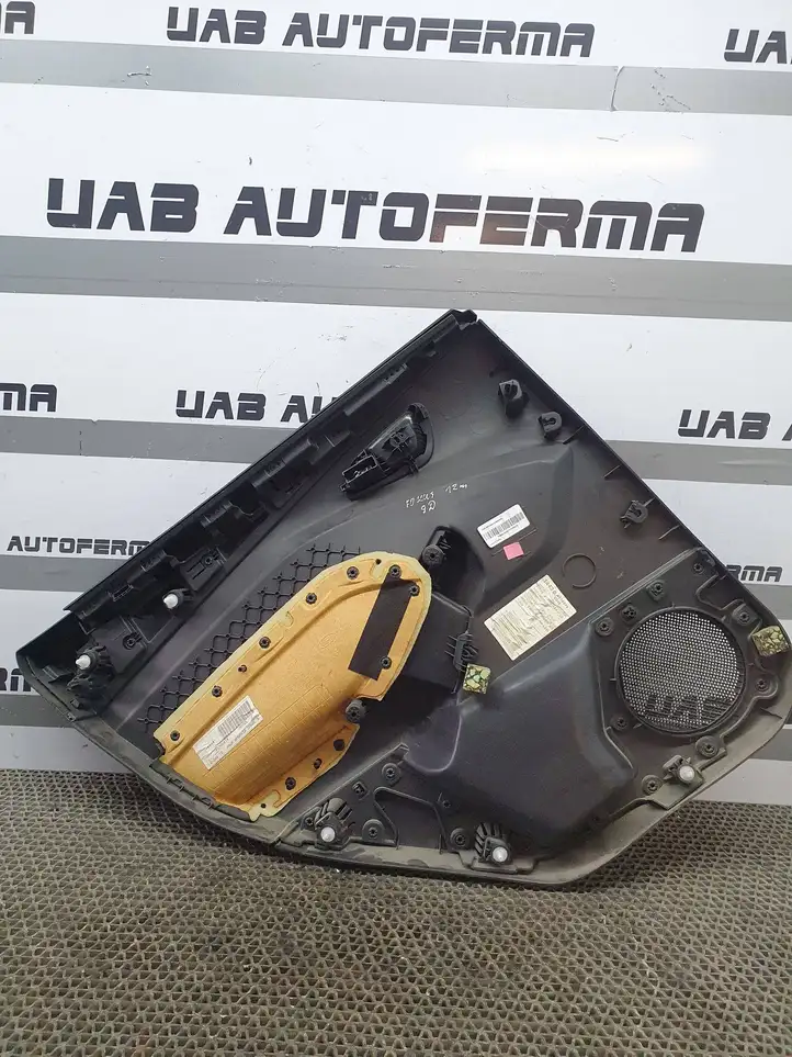 Ford Focus (2011 - 2015) BM51A27406A Обшивка задней двери — фото 6