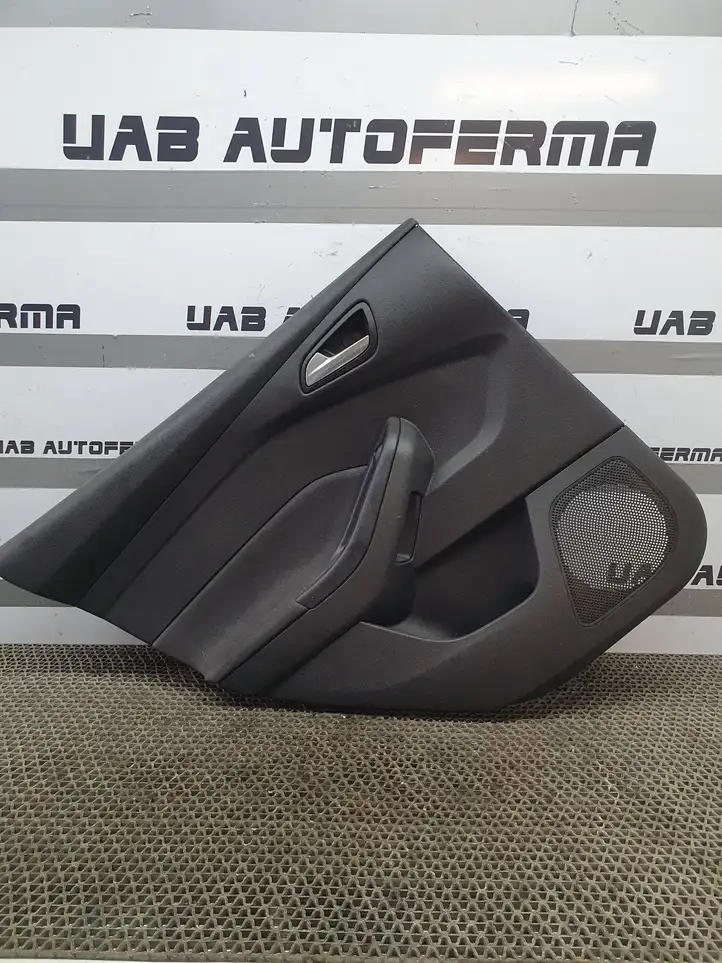 Ford Focus (2011 - 2015) BM51A27407A Обшивка задней двери — фото 1