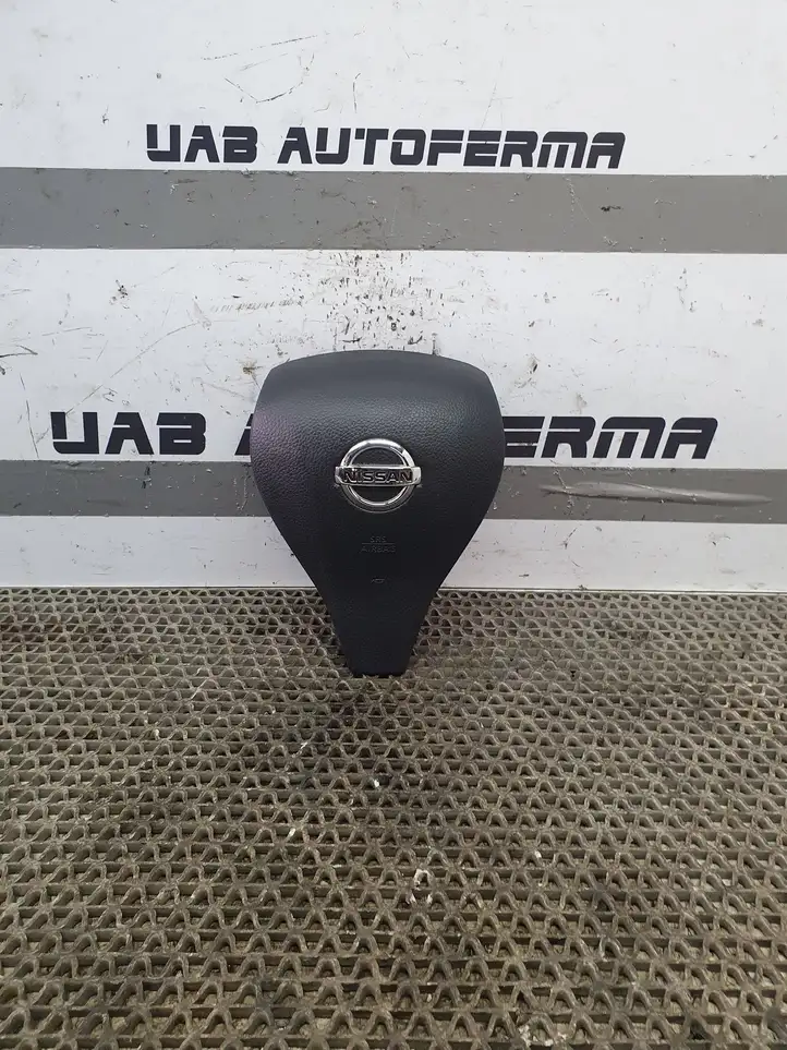 Nissan Qashqai (2013 - 2017) 985104EFA1A Подушка безопасности руля — фото 1