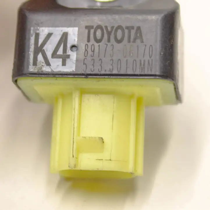 Toyota Camry VIII XV70 (2017 - 2020) 8917306170 Датчик удара SRS — фото 5