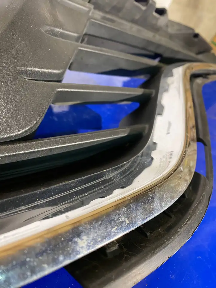 Renault Captur (2013 - 2020) 623102335R Верхняя решетка радиатора — фото 9