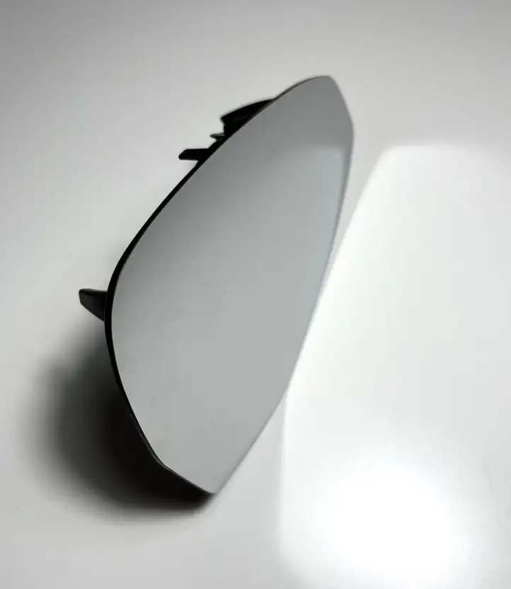 Audi A4 (2015 - 2019)  8W0857536D Части зеркала