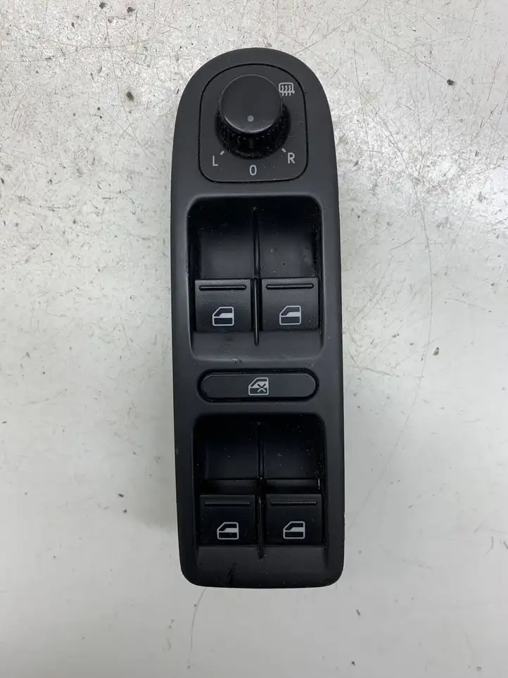 Seat Leon (1P) (2005 - 2012) 5K0867255A Кнопка стеклоподъемников — фото 1