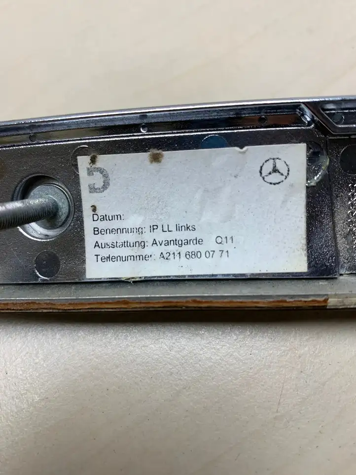 Mercedes-Benz E W211 (2002 - 2009) A2116800771 Прочие детали салона — фото 3