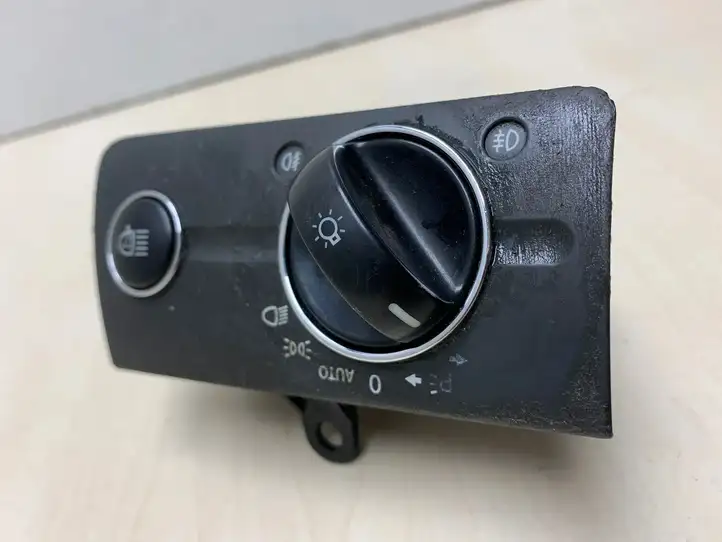 Mercedes-Benz E W211 (2002 - 2009) 2115450104 Включатель фонарей — фото 2