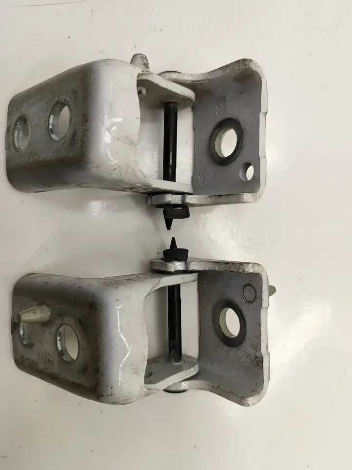 Peugeot 508 II (2018 - ) Петли задней двери (комплект) — фото 4