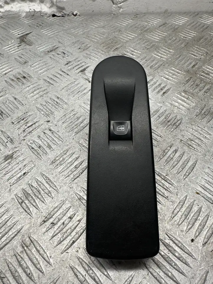 Renault Captur (2013 - 2020) 809602454R Кнопка стеклоподъемников — фото 1