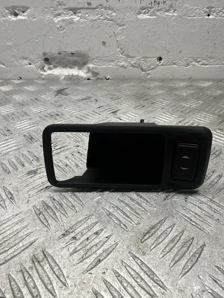 Ford Focus (2005 - 2008) 3m51226a36 Кнопка стеклоподъемников — фото 1