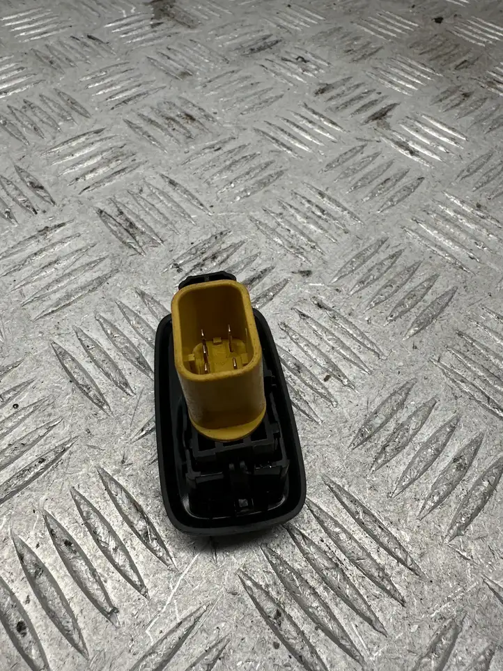 Ford Fiesta (2009 - 2012) 03154100 Кнопка стеклоподъемников — фото 2