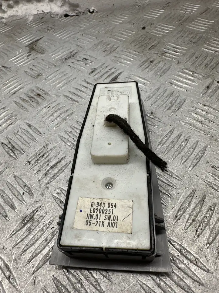 BMW 7 E65 E66 (2001 - 2008) 6943054 Кнопка стеклоподъемников — фото 2