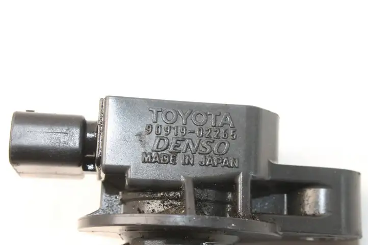 Toyota Prius (NHW20) (2003 - 2009) 9091902265 Катушка зажигания — фото 6