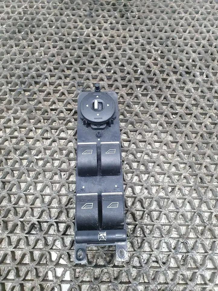 Ford Focus (2011 - 2015) XXXX14A132XX Кнопка стеклоподъемников — фото 2