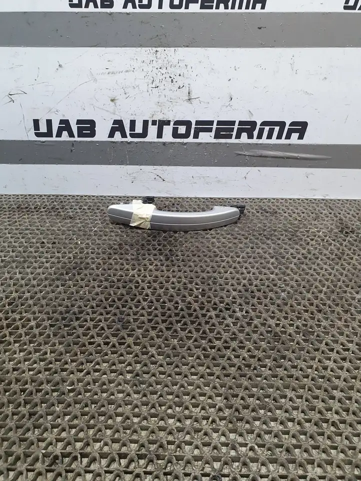 Ford Focus (2011 - 2015) AM51U22404CAW Наружная ручка задней двери — фото 1