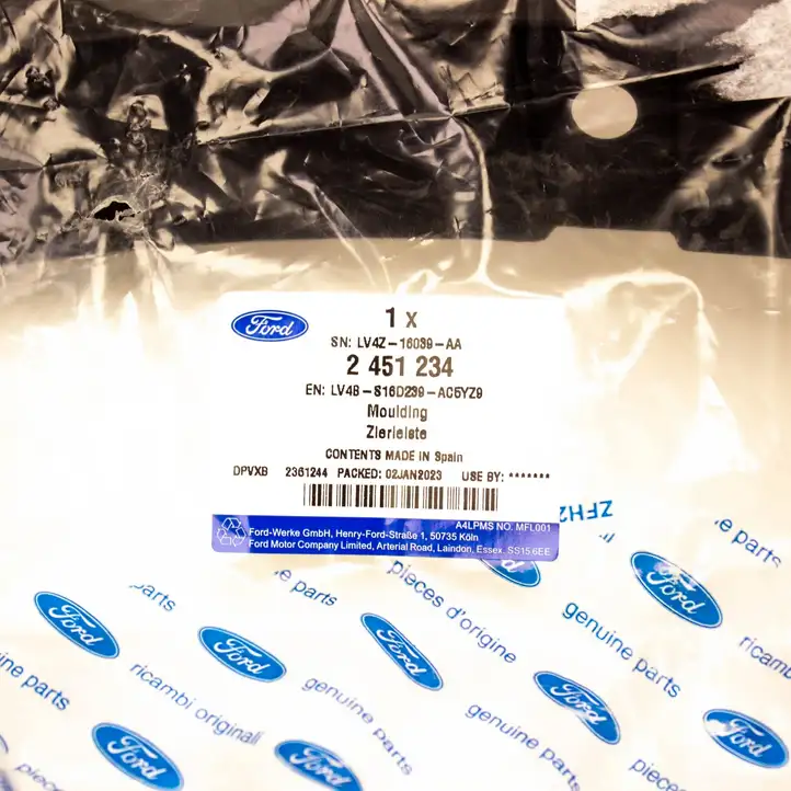 Ford Kuga III (2020 - ) LV4BS16D239AC5YZ9 Накладка колесной арки — фото 5