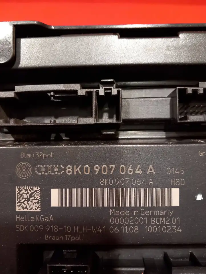 Audi A4 S4 B8 8K (2007 - 2011) 8K0907064A Модуль комфорта — фото 3