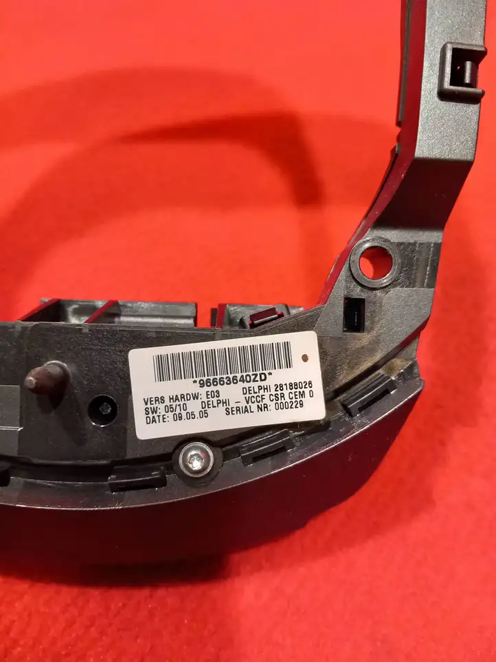 Citroen C5 (2008 - 2017) 96663640ZD Кнопки на рулевом колесе — фото 5