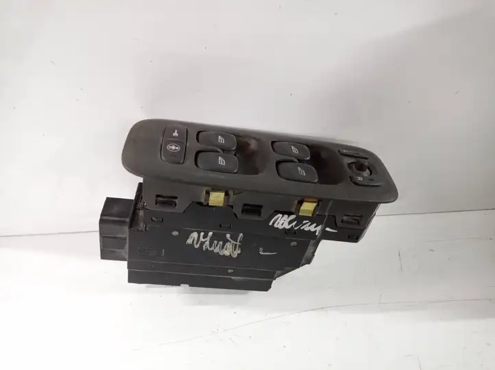 Volvo S80 (1998 - 2004) 8682949 Кнопка стеклоподъемников — фото 1