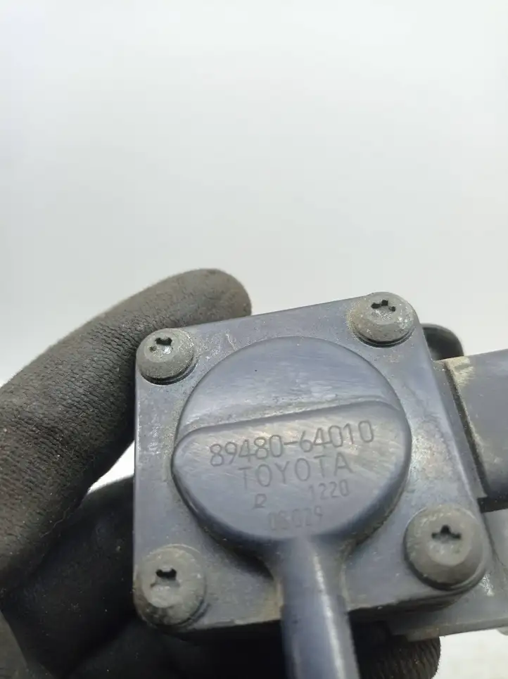 Toyota Corolla Verso AR10 (2004 - 2009) 8948064010 Датчик давления выхлопных газов — фото 2