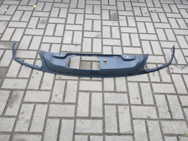 Volvo XC40 (2017 - ) 31407965 Нижняя часть переднего бампера — фото 1