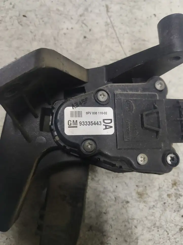 Opel Meriva A (2002 - 2006) 93335443 Педаль акселератора — фото 4