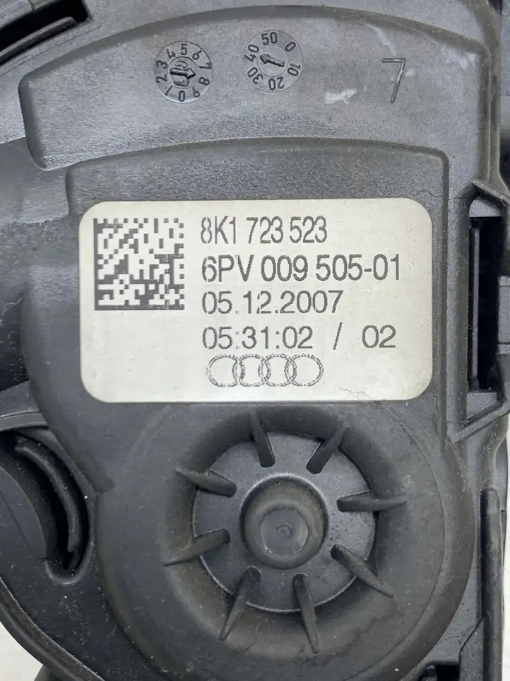 Audi A6 S6 C6 4F (2004 - 2008) 8K1723523 Педаль акселератора — фото 3