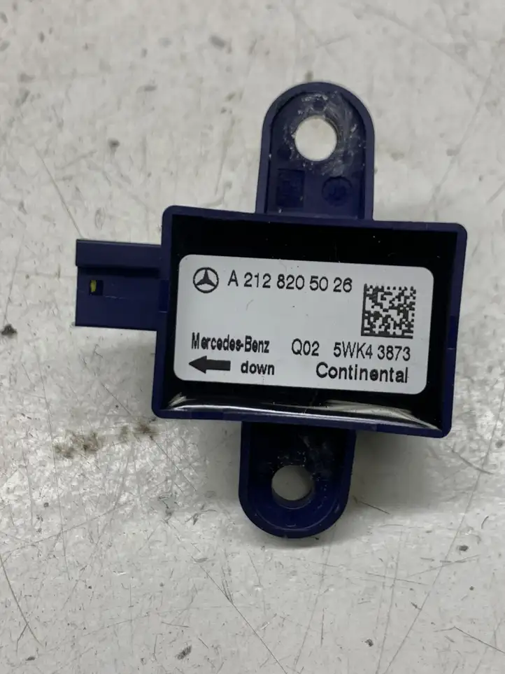 Mercedes-Benz E W212 (2009 - 2016) A2128205026 Датчик удара SRS — фото 1