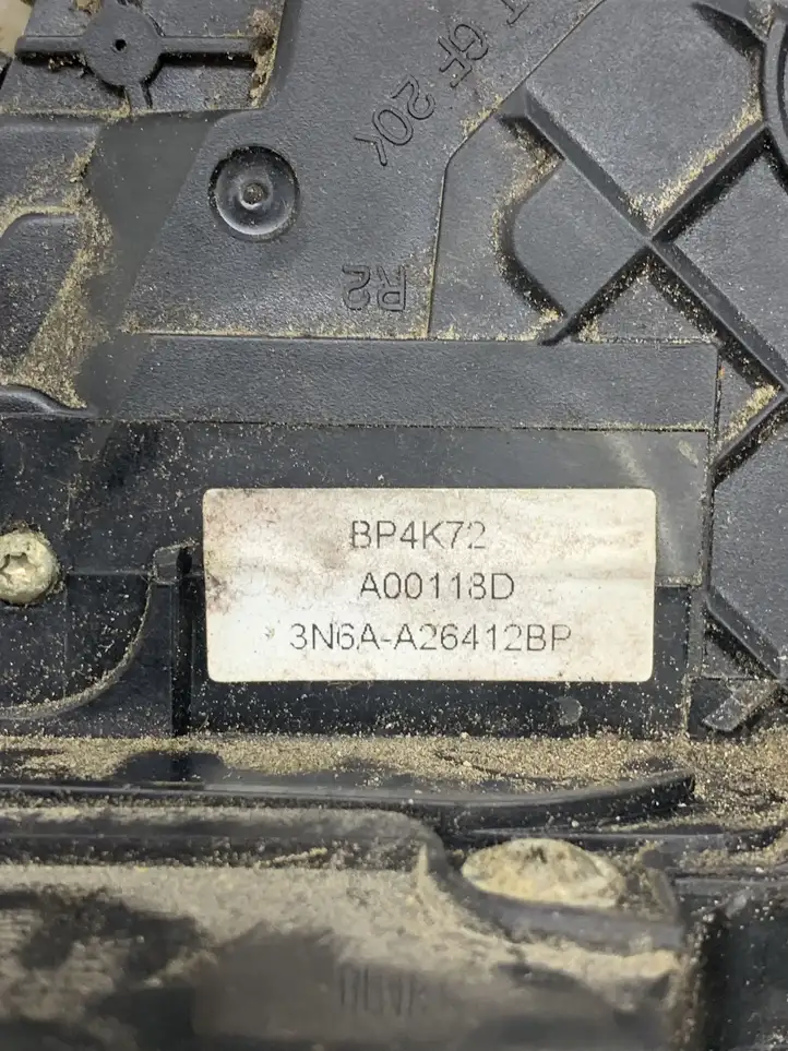 Mazda 3 I (2003 - 2006) BP4K72 Замок задней двери — фото 4