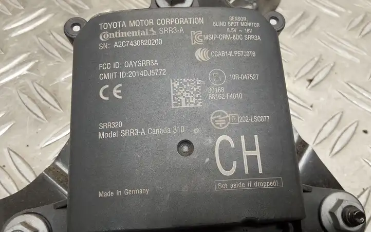 Toyota C-HR I (2016 - 2022) 88162F4010 Радар контроля слепых зон — фото 2