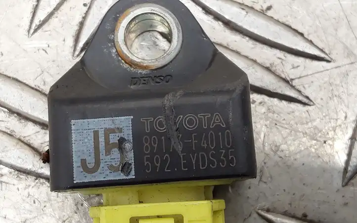 Toyota C-HR I (2016 - 2022) 89173F4010 Датчик удара SRS — фото 4