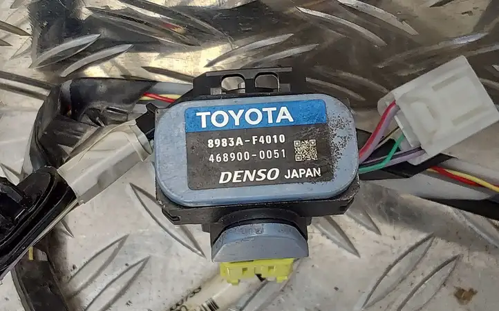 Toyota C-HR I (2016 - 2022) 82151F4380 Проводка передней двери — фото 4
