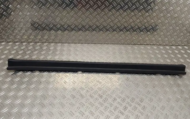 Toyota RAV 4 (XA30) (2006 - 2016) 5838742050 Отделка порога багажника — фото 2