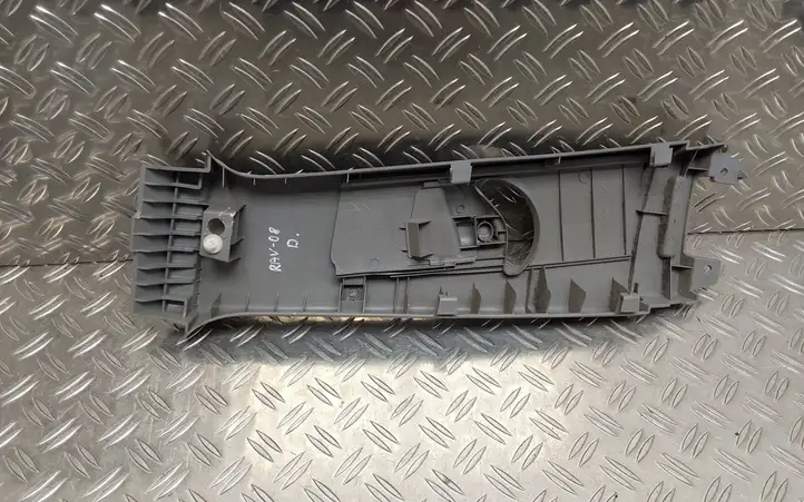 Toyota RAV 4 (XA30) (2006 - 2016) 6241042040 Верхняя обшивка стойки B — фото 3