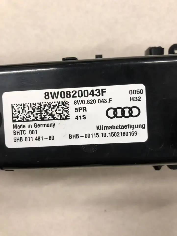 Audi A4 S4 B9 (2015 - 2019) 8W0820043F Блок управления климат-контролем — фото 4