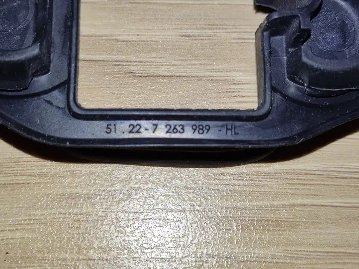 BMW 3 F30 F35 F31 (2012 - 2018) 7263989 Ограничитель задней двери — фото 2