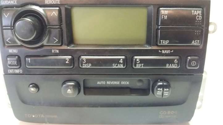 8612005050 Toyota Avensis T220 Radija/ CD/DVD grotuvas/ navigacija