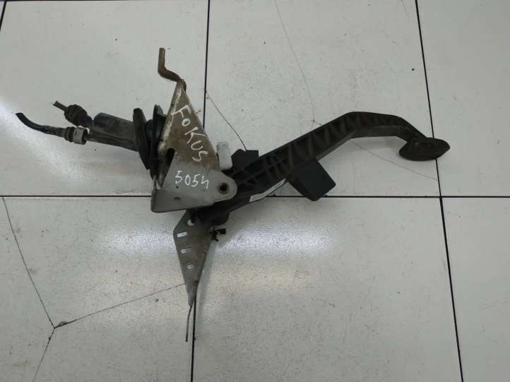 4M517B633 Ford Focus Sankabos pedalas