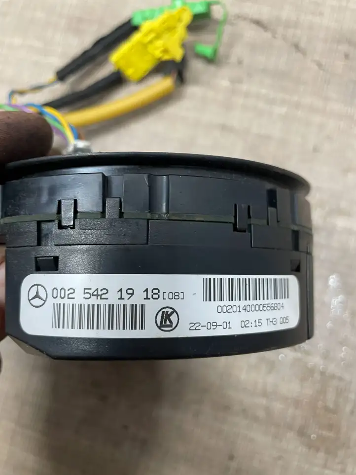 Mercedes-Benz C W203 (2000 - 2007) 0025421918 Контактное кольцо SRS — фото 3