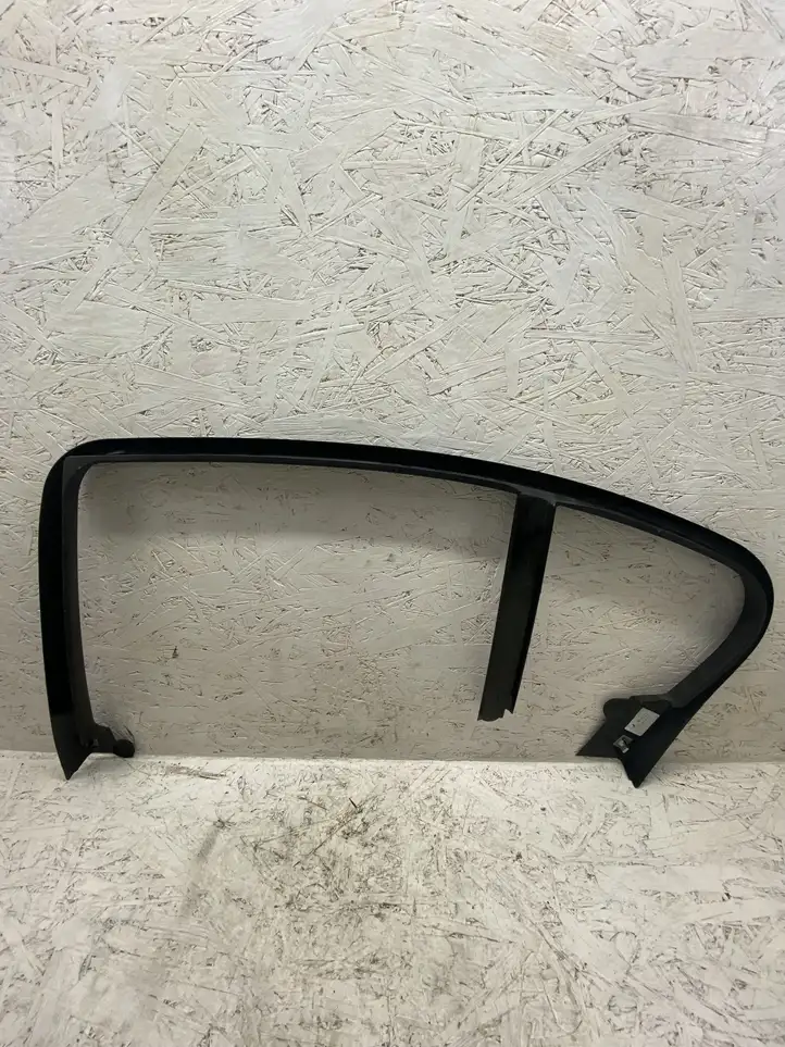 BMW 3 F30 F35 F31 (2012 - 2018) 7259710 Накладка стекла задней двери — фото 3