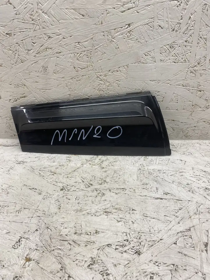 Mini Cooper Countryman R60 (2010 - 2016) 5113901548 Облицовка заднего бокового стекла — фото 1