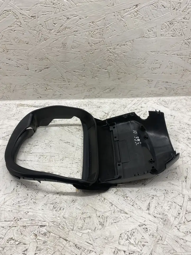 BMW 3 E90 E91 (2005 - 2012) 6131695026501 Обшивка рулевой колонки — фото 4