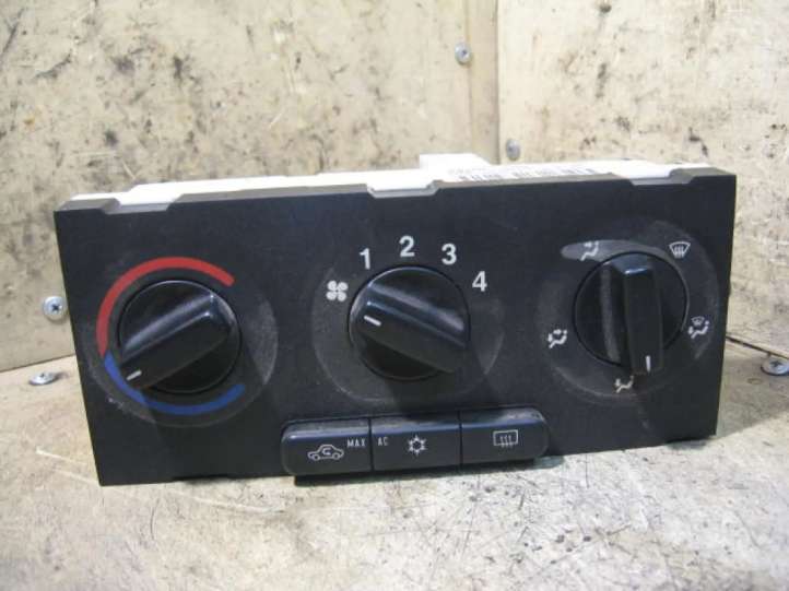 BEHR37646 Opel Astra G Borto kompiuterio valdymo jungtukas (-ai)